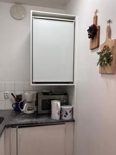 Cozy City-Center Apartment by Angry Birds Park - 4