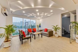 Super Townhouse Sector 49 Near Logix city centre - Noida - 7