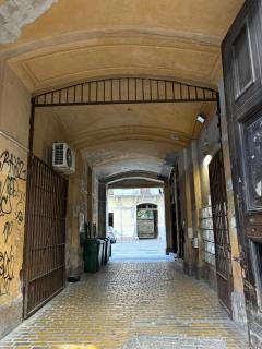 Kiraly utca 15 cozy studio - Budapest - 2