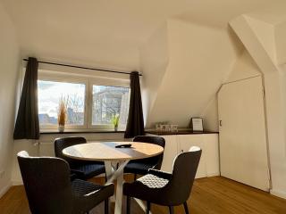 Zentrale, familienfreundliche Wohnung nahe Hbf, Ideal für Geschäftsreisen und Stadterkundungen - Emden - 9