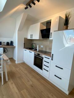 Zentrale, familienfreundliche Wohnung nahe Hbf, Ideal für Geschäftsreisen und Stadterkundungen - Emden - 1