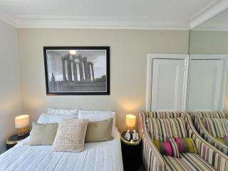 K Mansion Apartment in London - 1