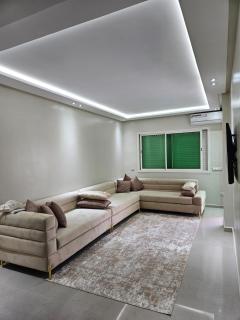 The hidden oasis, steps from the beach and pool - 5