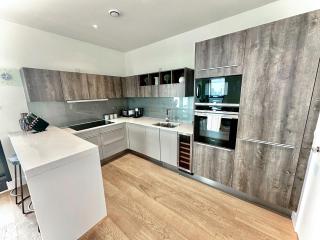 Elegant 3-bedroom penthouse with a private terrace, lift access, and FREE Wi-Fi, located in Battersea, Nine Elms - Londra - 3