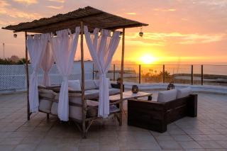 Sunset escape by the sea - 0