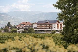 Hotel Girlanerhof - Appiano sulla Strada del Vino - 0