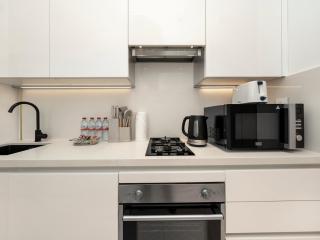 Lux Studio near Burj Khalifa in Business Bay - Dubai - 4