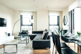 Elegant 3-bedroom penthouse with a private terrace, lift access, and FREE Wi-Fi, located in Battersea, Nine Elms - Londra - 9