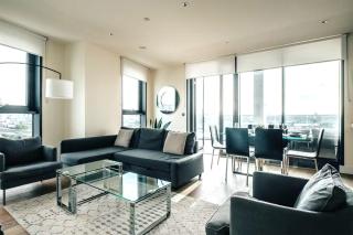 Elegant 3-bedroom penthouse with a private terrace, lift access, and FREE Wi-Fi, located in Battersea, Nine Elms - Londra - 8