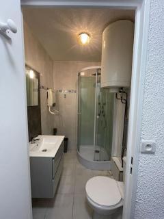 Studio avec place de parking - Balaruc-les-Bains - 2