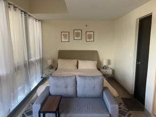 Eastwood Global Plaza Luxury Residences - Manila - 7