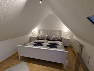 Die kleine Klecks am Jasmunder Bodden - Bergen auf Rügen - 3
