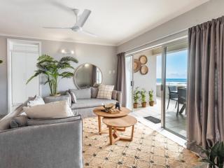 Martinique at Beachfront Apartment in Shakas Rock - 1