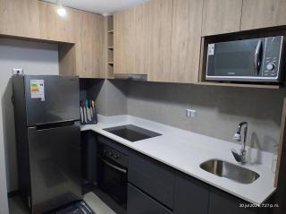 Departamento a pasos del Metro - 5