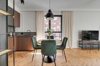 DOKI Living by Blue Mandarin Parking & Foodhall - Danzig - 9