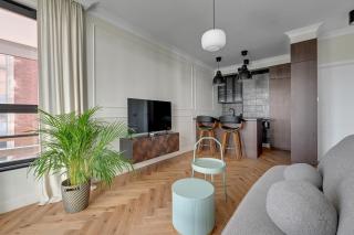 DOKI Living by Blue Mandarin Parking & Foodhall - 1