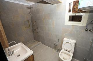 EGM-B-201 3Beedroom apartment with nile view - Cairo - 5