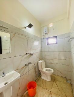 Hisham Residency Anex - Kakkanad - 4