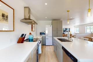 Residence at Roam Rental - Livingston - 4