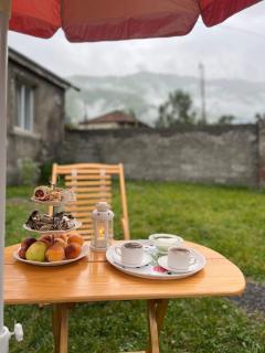 Apartment Lazare - Kasbegi - 0