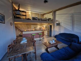 Loft - - 0