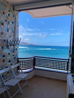 Estudio luminoso, primera línea de playa de las canteras - Las Palmas - 0