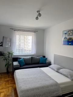 Apartman Hilandarska - Lukavica - 1