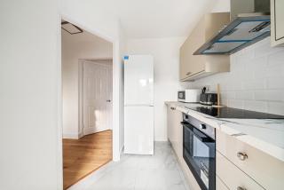 2 Bed Luxury Parking and Garden - Close to Heathrow - Londres - 8