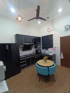 3Bedrooms,2Bath, Wifi, Netflix,Toileteries,Aircond - Kuala Terengganu - 8