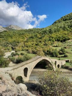 Qafoku GuestHouse - Çorovodë - 9