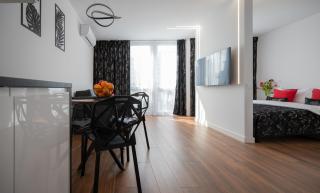 City Center Grzybowska, next to Warsaw's Business District, Metro ONZ & Westin Hotel by WarsawSkyLine Apartments - Varsavia - 3