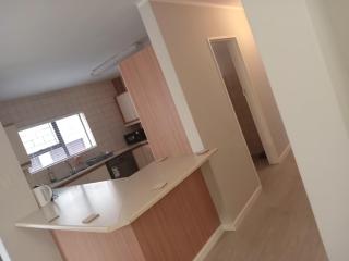 Jackie’s 3 bedroomed secure beach front apartment Strand Golden Mile - 3