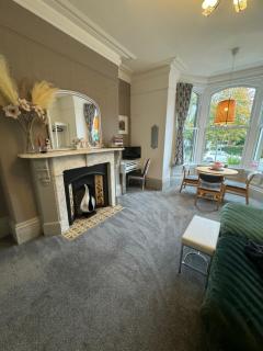2 Bed ground floor apartment, sleeps 4 with free parking - Harrogate - 6