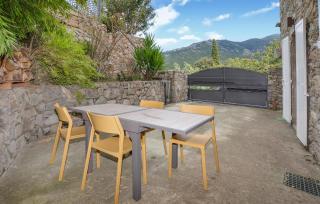 1 Bedroom Lovely Apartment In Vivario - Vivario - 9