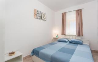 Holiday Home With Seaview - Vrh - 5
