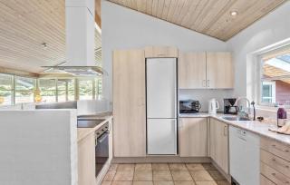 Nice Home In Væggerløse With Sauna - 3