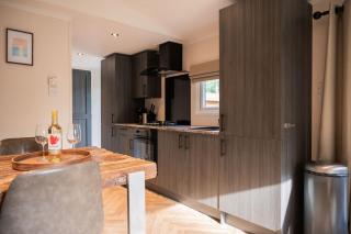 Wild Flower Wellness met Hot Tub en Sauna in prachtige tuin en overkapping - Hoenderloo - 7