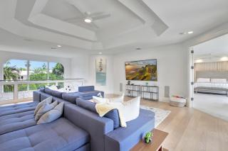 Elegant Waterfront Estate 6BR- 6.5BA - Fort Lauderdale - 3