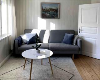 Sørlandshus midt i Arendal by - i vannkanten - Arendal - 0