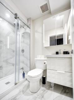 Amazing 1 BDR Heart Of Plateau A - Montreal - 8