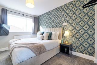 Colchester - 5 Bedrooms - Sleeps 10 - Long Term Stays - Business - Contractors - Families - Colchester - 4