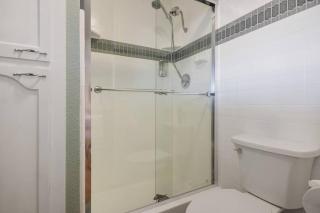 4B House with Pool and BBQ Near Airport and Strip - 2