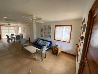 Savannah House - 9