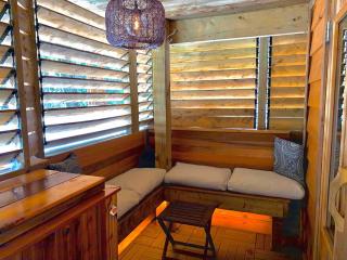 Ty-Llyn - Lakeside Spa Retreat - Sainte-Lucie-de-Doncaster - 5