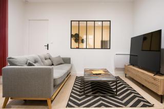 Le Scalaire, T2 totalement rénové, hypercentre Rochefort, arrivée autonome - 7