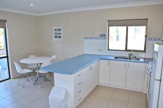 Paragon Apartment 3 - Bring your own linen. - South West Rocks - 8