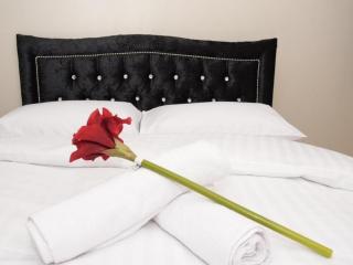 Kyoto House Central Derby I Very Spacious, Warm & Cosy I Netflixs 4 Bedrooms - 1