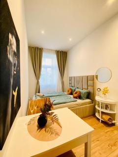 Amazing Gem 4-BR Retreat Breathtaking City Views - Wenen - 7