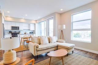 Comfy & Modern 2 BDR & 2 BTH in Hollywood FREE Pkg - Los Angeles - 9