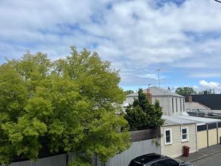 Spacious Middle Park Townhouse, Sleeps 6, Bayside - 7
